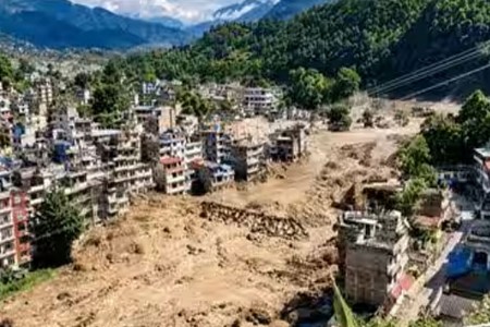 नेपाळमध्ये मृतदेहांचे ढीग, तिबेटमध्ये ‘सर्व ठीक’?