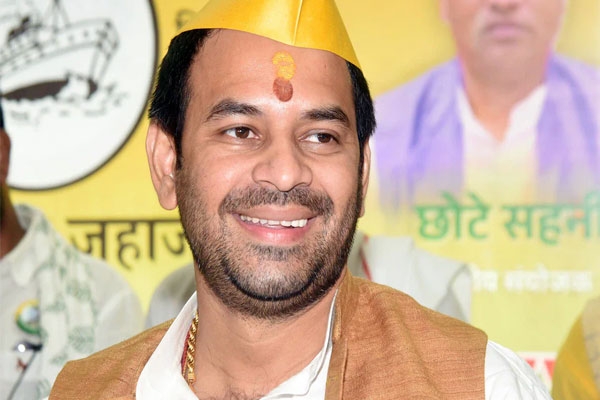 tej pratap yadav alleges death threats, honeytrap and blackmailing; makes explosive claims on bhojpuri bawal