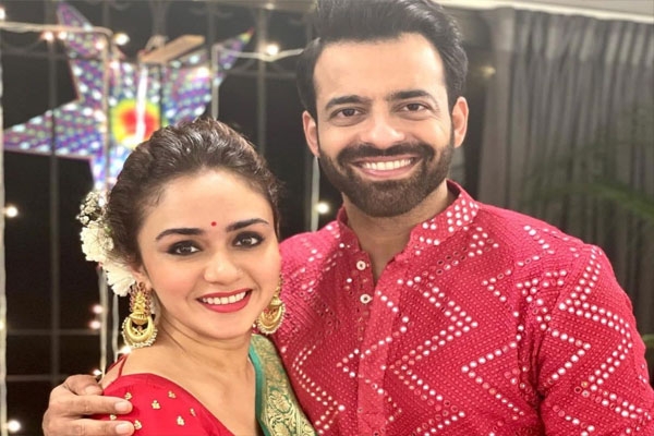 Amruta Khanvilkar Divorce Amruta Khanvilkar Divorce