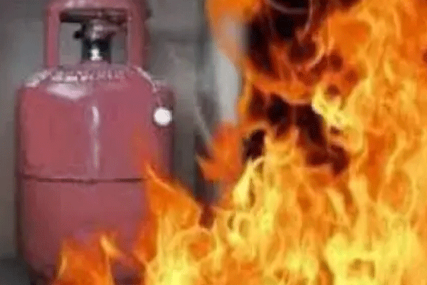 worker dies in gas cylinder explosion worker dies in gas cylinder explosion