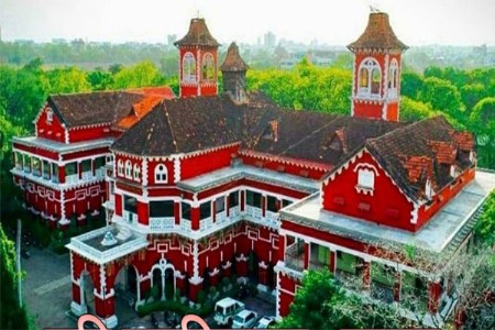 व्ही. टी. आय. ते कृषी महाविद्यालय एक गौरवशाली प्रवास