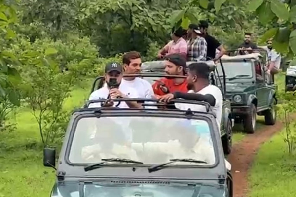 cricketers jungle excursion