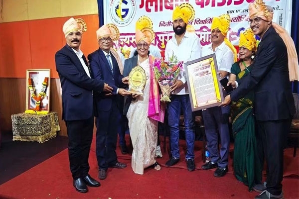 maymarathi nakshatra pratishthan nagpur receives ‘maharashtra gaurav’ award, 11 members also honoured