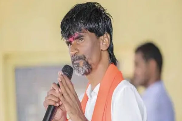 manoj jarange protest wife and daughter warn maharashtra government as maratha leader heads to mumbai