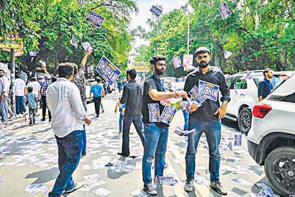 dusu election 2026 violence erupts at delhi university ahead of september 18 voting