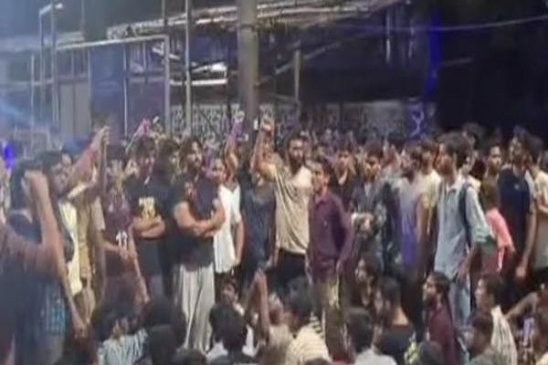 iit bombay student dies by suicide after alleged exam cheating incident