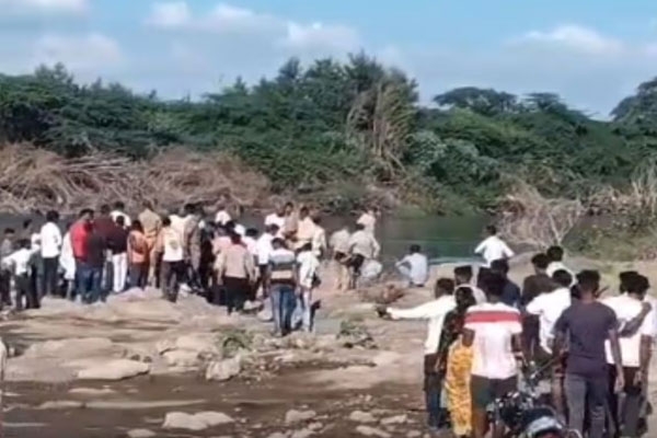 solapur sina river incident ganesh festival trip turns tragic, two youths missing after drowning