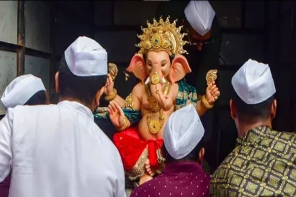 Bappa Dot receives Bappa Dot receives