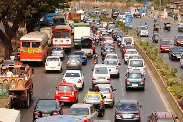 nagpur high court seeks report on permanent traffic solution in dhantoli, ramdaspeth