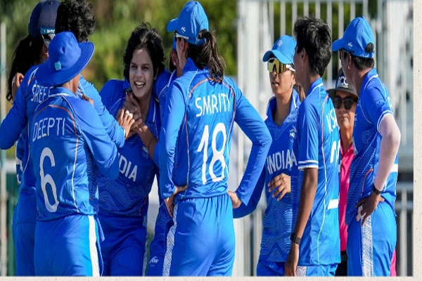 एशियन गेम्समध्ये भारताचे सुवर्ण खाते उघडले   श्रीलंकेला १४७ धावांनी धूळ चारत महिला संघाचा दिमाखदार विजय    आयची-नागोया  आयची-नागोया येथे सुरू असलेल्या एशियन गेम्स २०२६ मध्ये भारतीय महिला क्रिकेट संघाने दिमाखदार कामगिरी करत भारताला स्पर्धेतील पहिले सुवर्णपदक मिळवून दिले. अंतिम सामन्यात श्रीलंकेचा तब्बल १४७ धावांनी पराभव करत भारताने विजेतेपदावर नाव कोरले. या विजयामुळे भारतीय महिला संघाने एशियाडमधील आपल्या मागील सुवर्णपदकाचेही यशस्वीपणे रक्षण केले.  अंतिम सामन्यात नाणेफेक जिंकून भारताने प्रथम फलंदाजी करण्याचा 