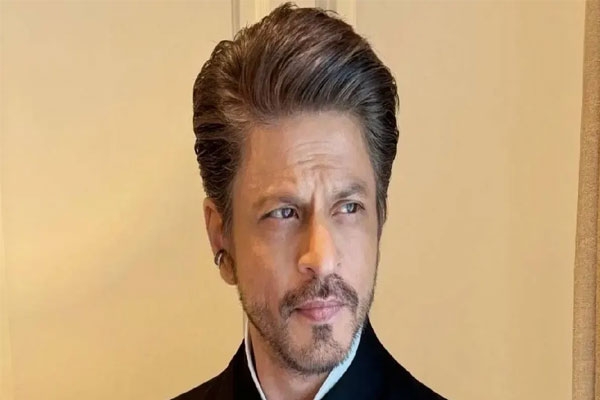 shah rukh khan net worth drops by rs 2,490 crore in 2026: know what happened
