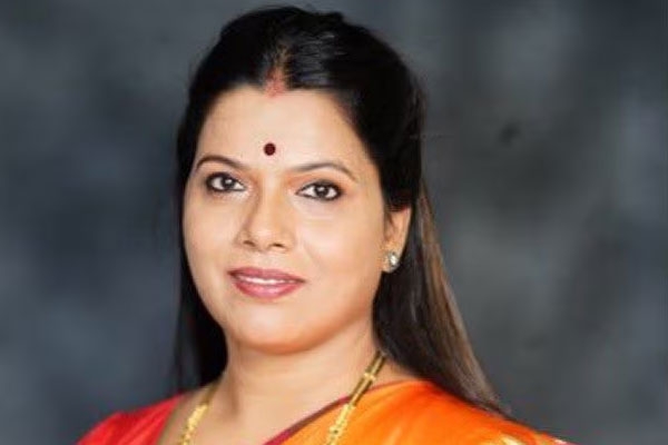 Mumbai Mayor Ritu Tawde Fined ₹300 for Repeated Absence in 2016 Teacher Assault Case