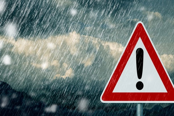 heavy rain warning 