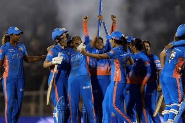 wpl 2027, womens premier league, mumbai indians women, luke williams, mumbai indians, wpl news, wpl coach, lisa keightley, rcb women, rcb 2024, wpl auction, wpl mini auction, wpl retention, womens cricket, adelaide strikers, southern brave, cricket news, women cricket news