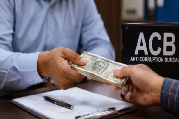 pune news, pune crime news, pune pmc, pmc corruption, dr dnyaneshwar chakor, acb pune, acb trap, bribe case, corruption case, pune municipal corporation, vishrantwadi, dhanori, medical officer arrested, maharashtra crime news, pune latest news