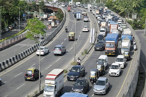 mumbai traffic relief sion, vikhroli and goregaon bridges likely to open in october