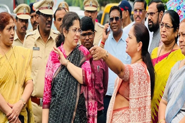 officials absent from road safety meeting, mp pratibha dhanorkar cancels meeting in chandrapur