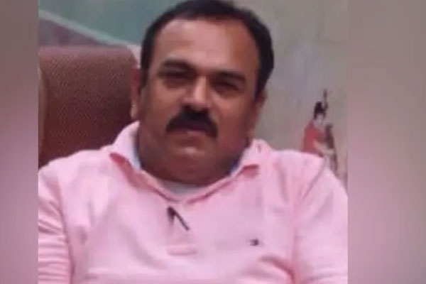 ashok kharat case court orders accused lawyers to view pen drive videos