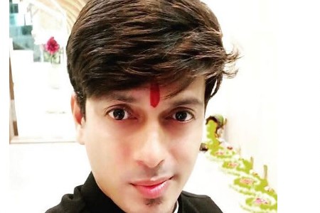 चिखलदरा कलाल कुंडात शिक्षक बुडाला