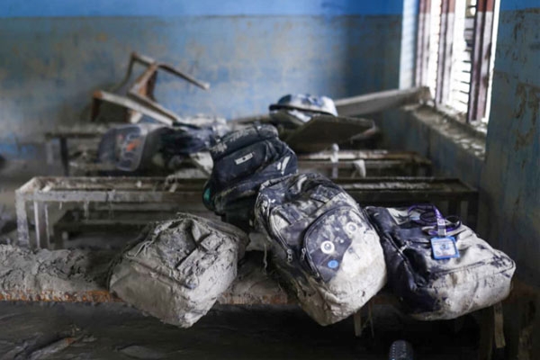 600 children missing in Nepal floods