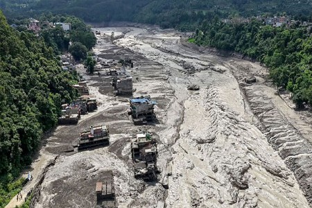 नेपाळच्या पुराचं भयावह वास्तव; ४,८९८ जण बेपत्ता