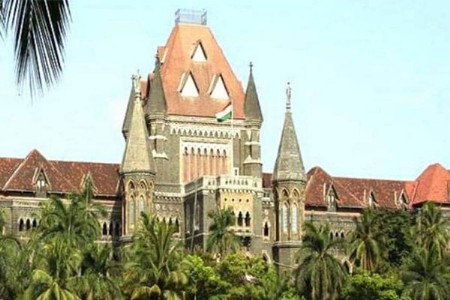 ‘ओल्ड मॉन्क’ची विक्री थांबणारच? हायकोर्टाने दिला मोठा धक्का